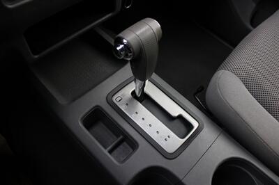 2006 Nissan Frontier SE   - Photo 8 - Shoreline, WA 98133