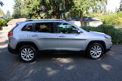 2014 Jeep Cherokee Limited   - Photo 13 - Shoreline, WA 98133