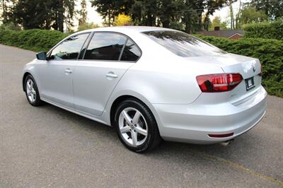 2016 Volkswagen Jetta 1.4T S   - Photo 4 - Shoreline, WA 98133