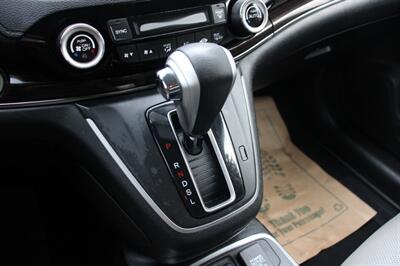 2015 Honda CR-V EX-L w/Navi AWD   - Photo 8 - Shoreline, WA 98133