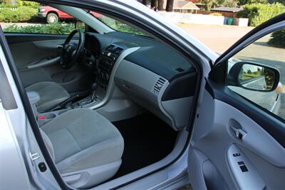2011 Toyota Corolla LE   - Photo 13 - Shoreline, WA 98133