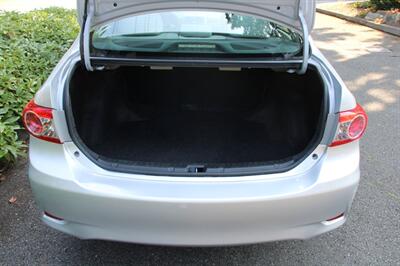 2011 Toyota Corolla LE   - Photo 15 - Shoreline, WA 98133