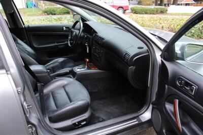 2004 Volkswagen Passat GLX 4Motion   - Photo 14 - Shoreline, WA 98133