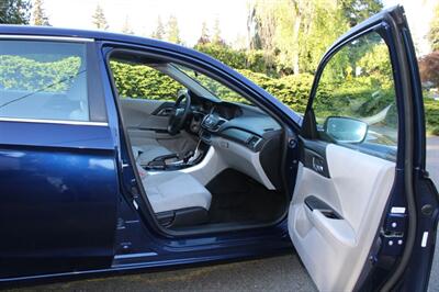 2015 Honda Accord LX   - Photo 15 - Shoreline, WA 98133