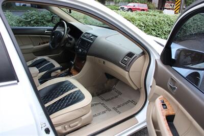 2005 Honda Accord EX V-6   - Photo 14 - Shoreline, WA 98133