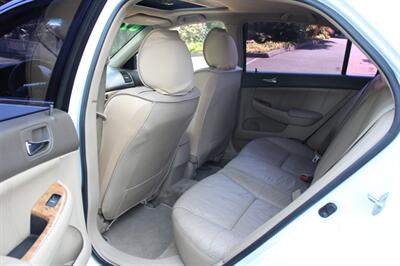 2005 Honda Accord EX V-6   - Photo 15 - Shoreline, WA 98133