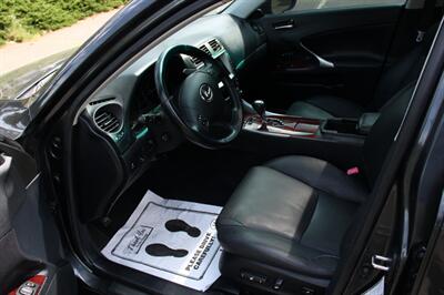 2008 Lexus IS 250 Base - Photo 5 - Shoreline, WA 98133