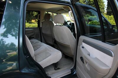 2004 Ford Explorer XLT 4x4   - Photo 6 - Shoreline, WA 98133