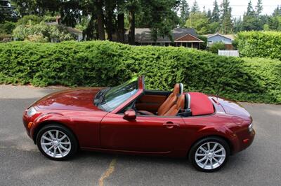 2006 Mazda MX-5 Miata Grand Touring 1-owner   - Photo 1 - Shoreline, WA 98133