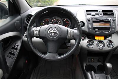 2011 Toyota RAV4 Limited   - Photo 16 - Shoreline, WA 98133