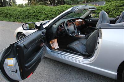 2005 Jaguar XKR   - Photo 6 - Shoreline, WA 98133
