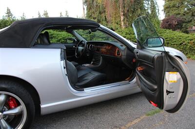 2005 Jaguar XKR   - Photo 14 - Shoreline, WA 98133