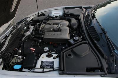 2005 Jaguar XKR   - Photo 16 - Shoreline, WA 98133