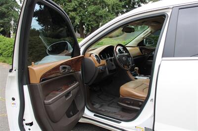 2013 Buick Enclave Premium   - Photo 5 - Shoreline, WA 98133