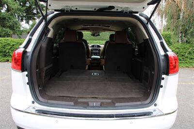 2013 Buick Enclave Premium   - Photo 19 - Shoreline, WA 98133