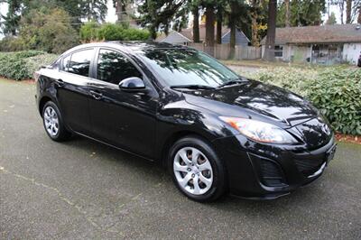 2011 Mazda Mazda3 i Sport   - Photo 2 - Shoreline, WA 98133