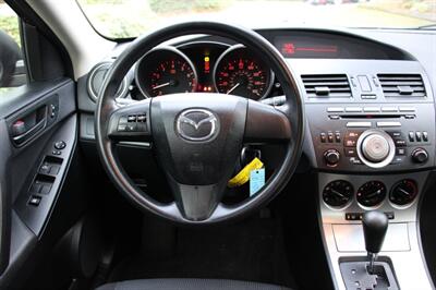 2011 Mazda Mazda3 i Sport   - Photo 16 - Shoreline, WA 98133