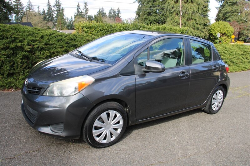 Gray 2012 Toyota Yaris Front-Wheel Drive Automatic