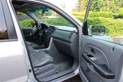 2005 Honda Pilot EX-L one owner   - Photo 14 - Shoreline, WA 98133