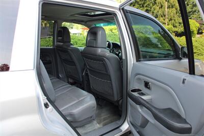 2005 Honda Pilot EX-L one owner   - Photo 6 - Shoreline, WA 98133