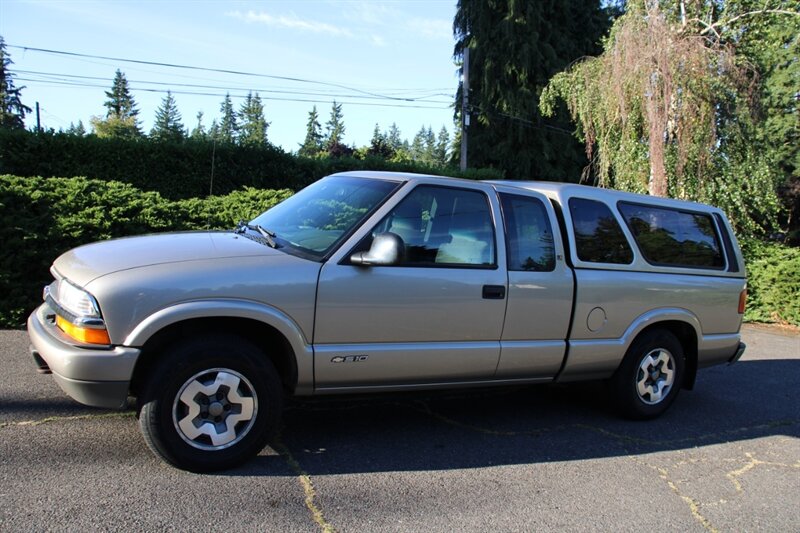 1998 Chevrolet S-10 LS 49K MILES 4X4  