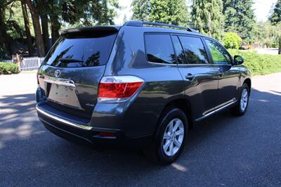 2012 Toyota Highlander Base 1-owner   - Photo 3 - Shoreline, WA 98133
