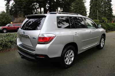 2013 Toyota Highlander Hybrid   - Photo 3 - Shoreline, WA 98133