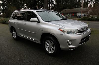 2013 Toyota Highlander Hybrid   - Photo 2 - Shoreline, WA 98133