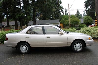 1995 Toyota Camry LE   - Photo 11 - Shoreline, WA 98133