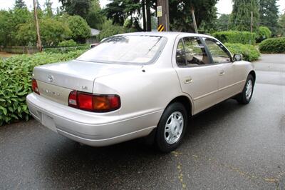 1995 Toyota Camry LE   - Photo 3 - Shoreline, WA 98133