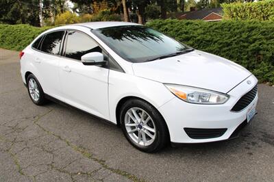 2015 Ford Focus SE   - Photo 2 - Shoreline, WA 98133