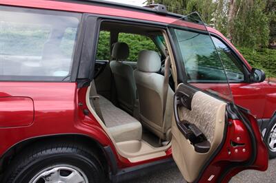 1998 Subaru Forester L   - Photo 6 - Shoreline, WA 98133
