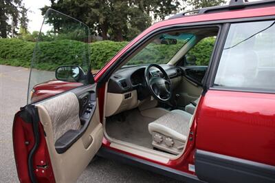 1998 Subaru Forester L   - Photo 5 - Shoreline, WA 98133