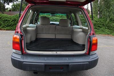 1998 Subaru Forester L   - Photo 15 - Shoreline, WA 98133
