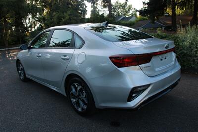 2021 Kia Forte LXS   - Photo 4 - Shoreline, WA 98133