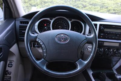 2004 Toyota 4Runner Limited   - Photo 17 - Shoreline, WA 98133