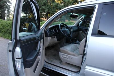 2004 Toyota 4Runner Limited   - Photo 5 - Shoreline, WA 98133