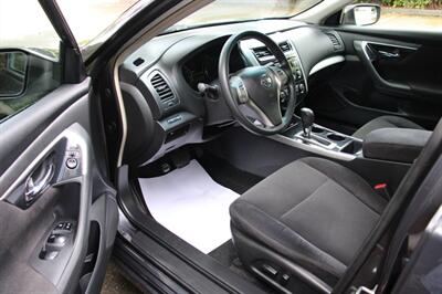 2013 Nissan Altima 2.5 S   - Photo 5 - Shoreline, WA 98133