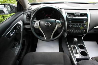 2013 Nissan Altima 2.5 S   - Photo 16 - Shoreline, WA 98133