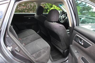 2013 Nissan Altima 2.5 S   - Photo 6 - Shoreline, WA 98133