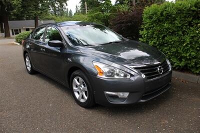 2013 Nissan Altima 2.5 S   - Photo 2 - Shoreline, WA 98133