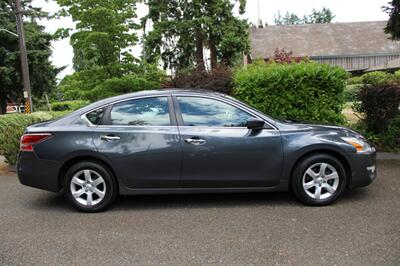 2013 Nissan Altima 2.5 S   - Photo 11 - Shoreline, WA 98133