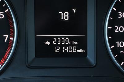 2010 Volkswagen Jetta S PZEV   - Photo 7 - Shoreline, WA 98133