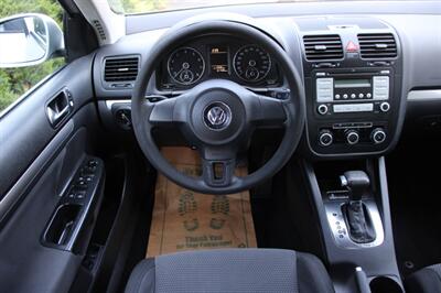 2010 Volkswagen Jetta S PZEV   - Photo 16 - Shoreline, WA 98133