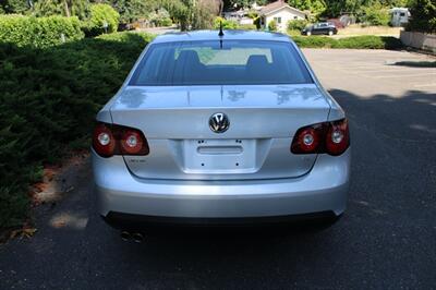 2010 Volkswagen Jetta S PZEV   - Photo 10 - Shoreline, WA 98133