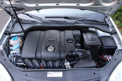 2010 Volkswagen Jetta S PZEV   - Photo 17 - Shoreline, WA 98133