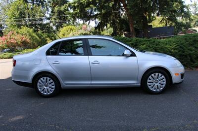 2010 Volkswagen Jetta S PZEV   - Photo 11 - Shoreline, WA 98133