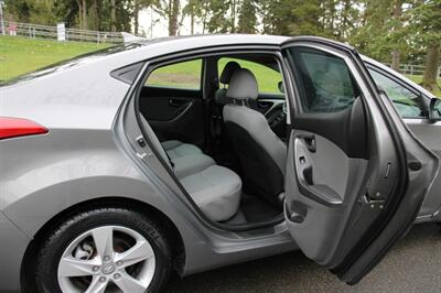 2013 Hyundai ELANTRA GLS   - Photo 6 - Shoreline, WA 98133