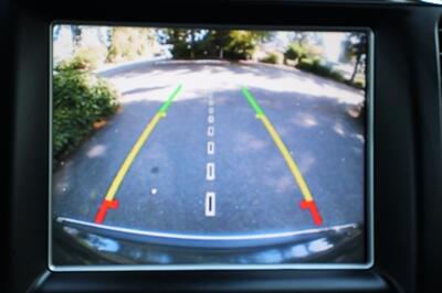 2014 Jeep Grand Cherokee Overland   - Photo 9 - Shoreline, WA 98133