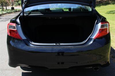 2012 Toyota Camry SE Sport Limited Edition - Photo 17 - Shoreline, WA 98133